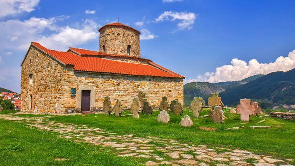 Crkva Svetih apostola Petra i Pavla